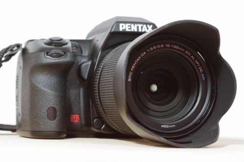 Pentax K-5 mit DA 18-135 WR