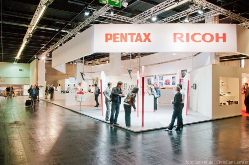 RICOH PENTAX Stand